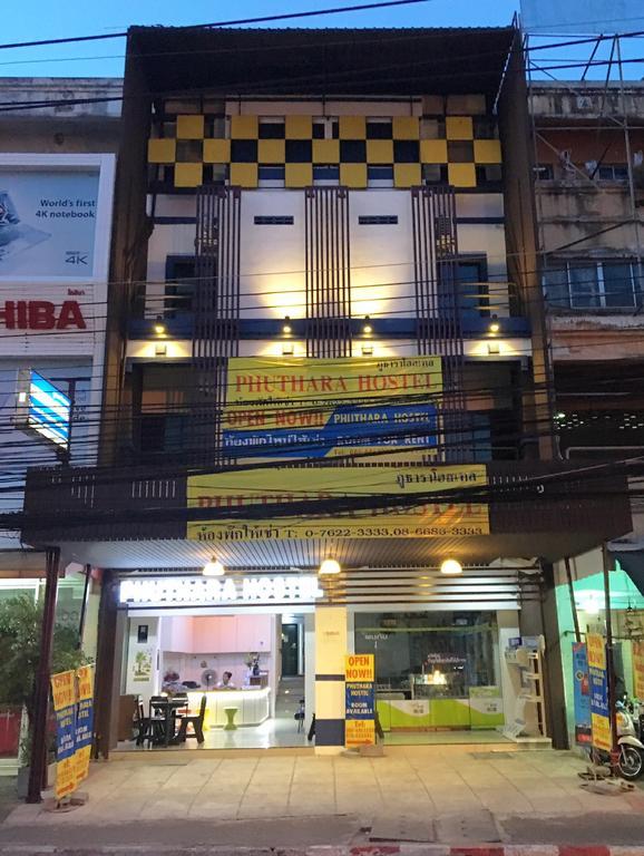 Phuthara Hostel Пхукет Екстер'єр фото