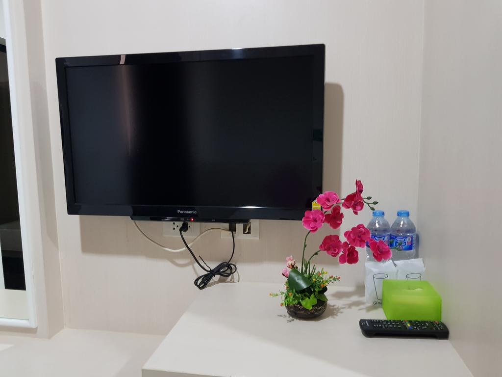 Phuthara Hostel Пхукет Екстер'єр фото
